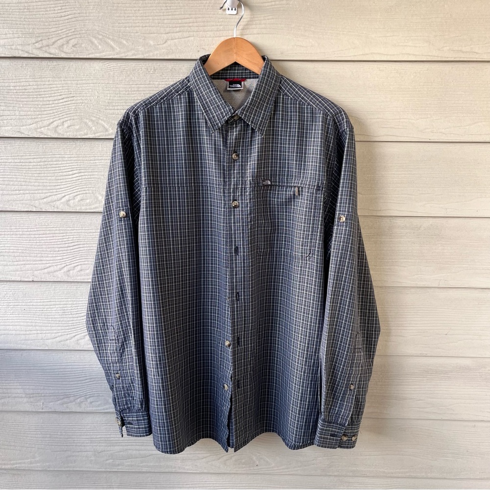 The North Face Men’s Button-Down Outdoor Shirt Large